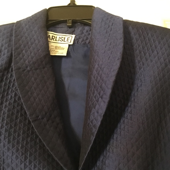 Silk suit - Picture 3 of 5